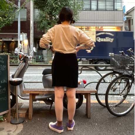 [USED] ベロアblackタイトスカート