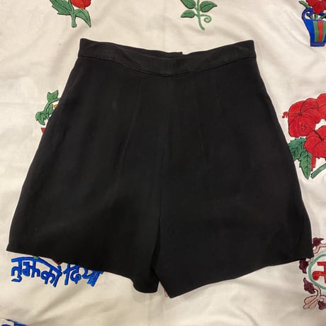 [USED] サラサラBLACK SHORTS♡