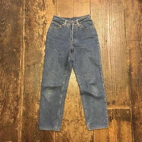 [USED]   Levi's 17501 High-Waist W26