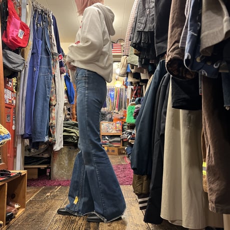 [USED] 70's Levi's 684 フレアデニム！