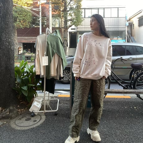 [USED] 手描き フラワー ペイント SWEAT