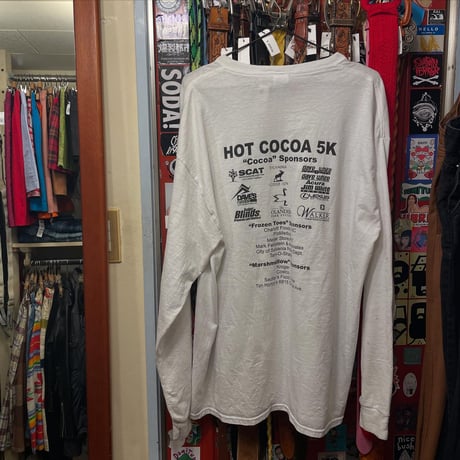 [USED] HOT COCOA RUN L/S Tee ☕️🌏🍫