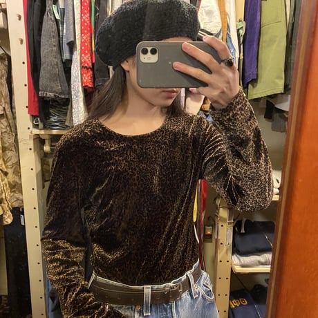 [USED] レオパード柄ベロアTOPS🐆❤️