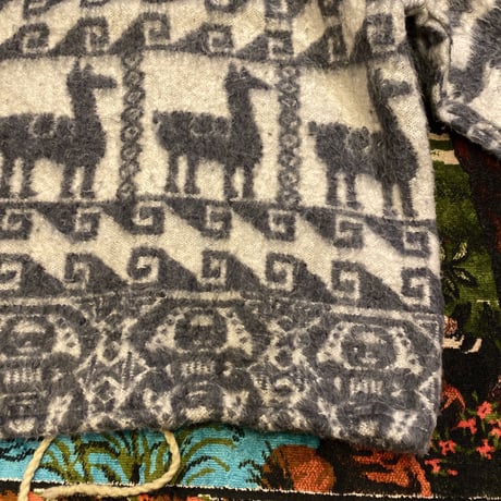 [USED] 総柄 エクアドル WOOL HOODIE❄︎