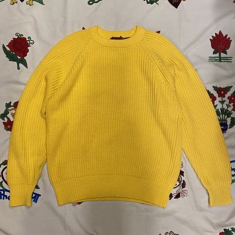 [USED] YELLOW ACRYL KNIT💛
