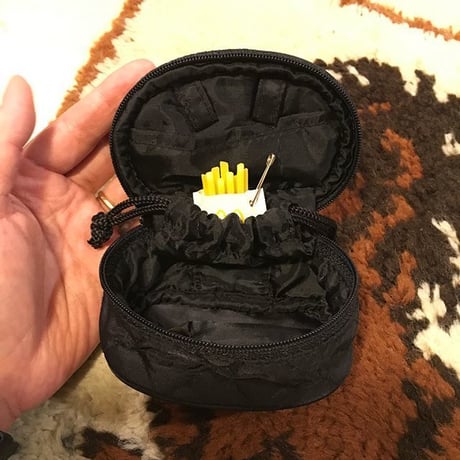 [USED] キルティング アクセ POUCH ワッペン付き