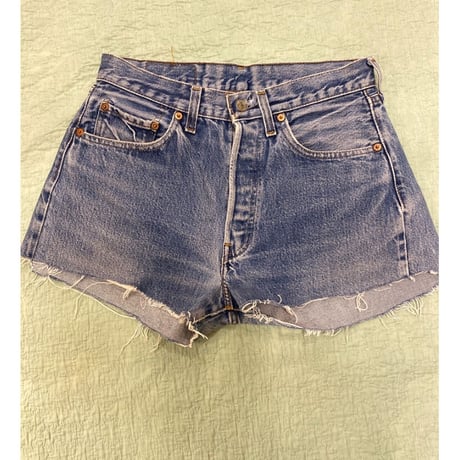 [USED] Levis 赤耳カットオフショーツ