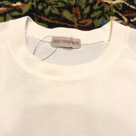 [USED] ISSEY MIYAKE デザインTOPS