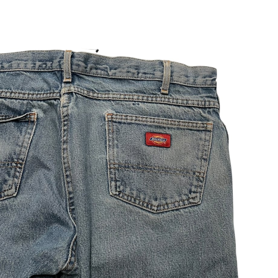 67b853cc717c4204108fda08