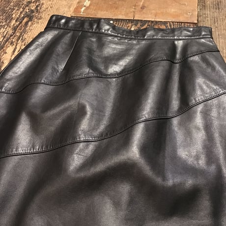 [USED] REAL Leather ミディアムタイトスカート