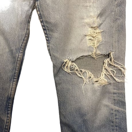 [USED] ダメージ Levi's 501 made in U.S.A.