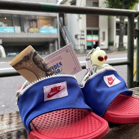 [USED]NIKE zip pocket SANDAL ❤️💙