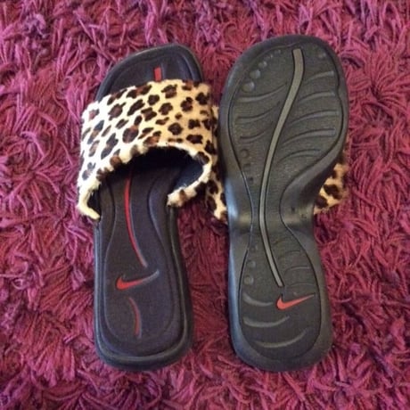 [USED] NIKE レオパード ハラコ サンダル