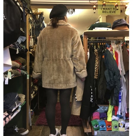 [USED] かわいいディティール! FAKEファーコート