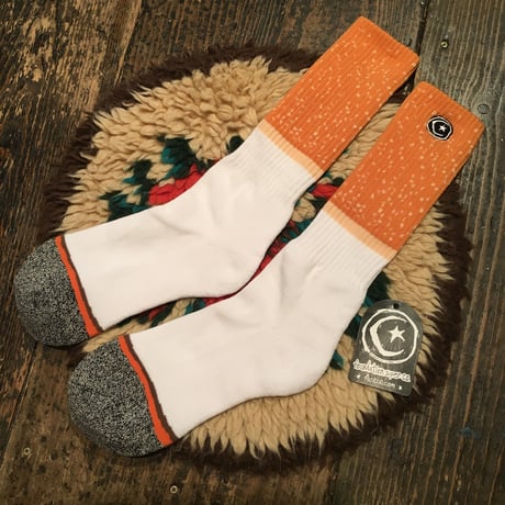 [FOUNDATION] CIGARETTE TALL  SOCKS