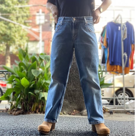 [USED] Levi's 550  RELAXED FIT