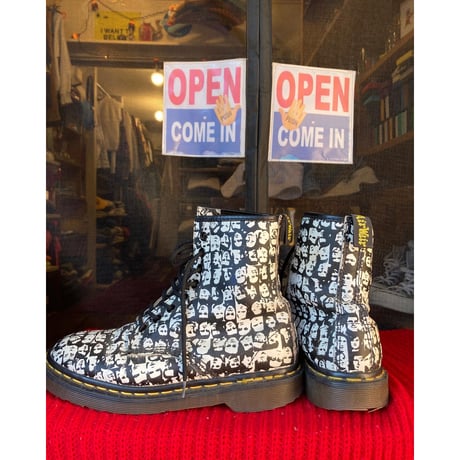 [USED] Dr.Martens  総柄 8HOLE  made in England!