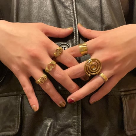 [Aquvii] SWIRL RING / PIERCE