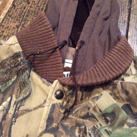 [USED] 重ね着風 CAMO フードJKT 中綿入り