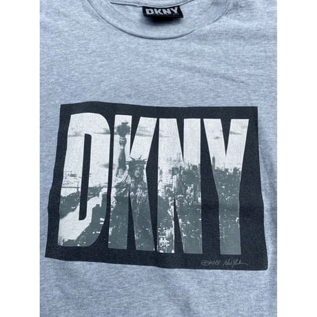 [USED] 90's  DKNY Tee