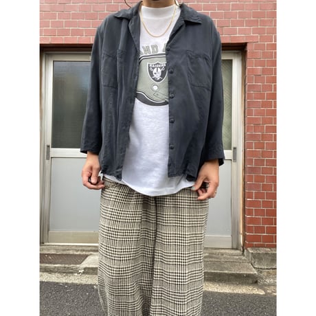 [USED] BLACK SILK SHIRTS