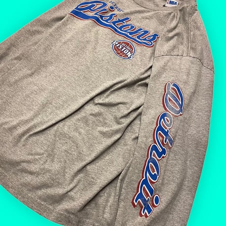 [USED]  NBA"DETROIT PISTONS"LOGO L/S tee
