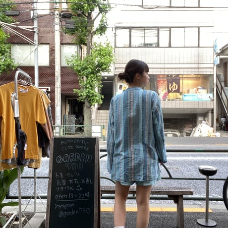 [USED] goodデザインshirts🐬