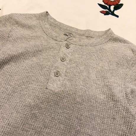 [USED] FRUIT OF THE LOOM ヘンリーネックサーマル！