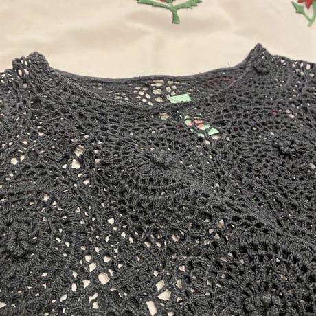 [USED] ショート丈 BLACKクロシェットTOPS
