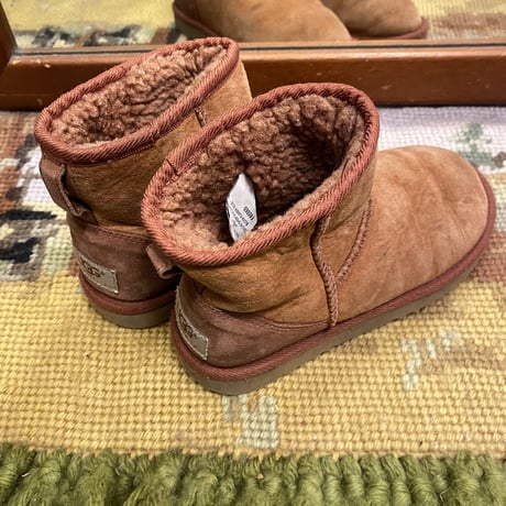 [USED] old "UGG Australia"  シープスキンブーツ PINK