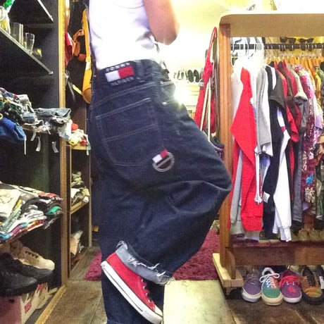 [USED] TOMMY HILFIGER  ワイドシルエットDENIM！