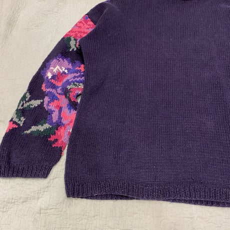 [USED] "PAUL HARRIS" FLOWER KNIT🌸
