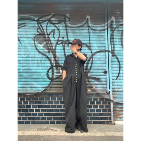 [USED] BLACK シンプル All in one