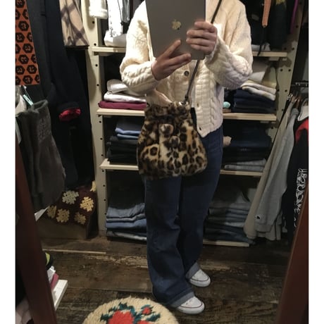 [USED] FAKEファー巾着BAG