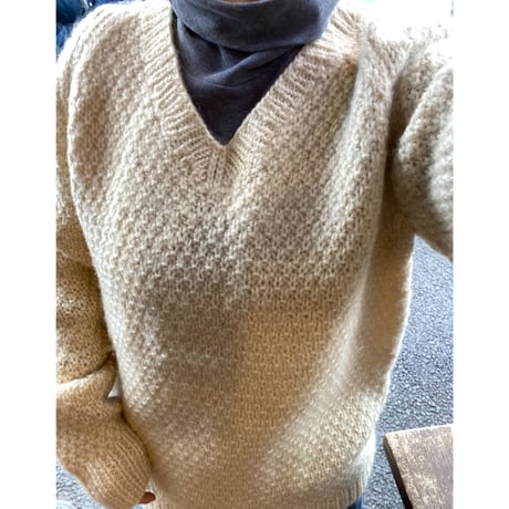 [USED] ホワイト♡ Vネックニット