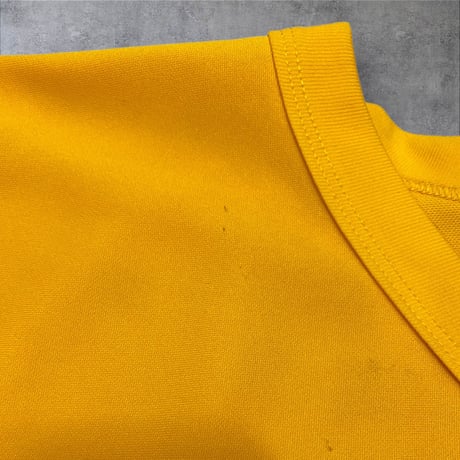 [USED] OLD RUSSELL MESH FOOTBALL  tee