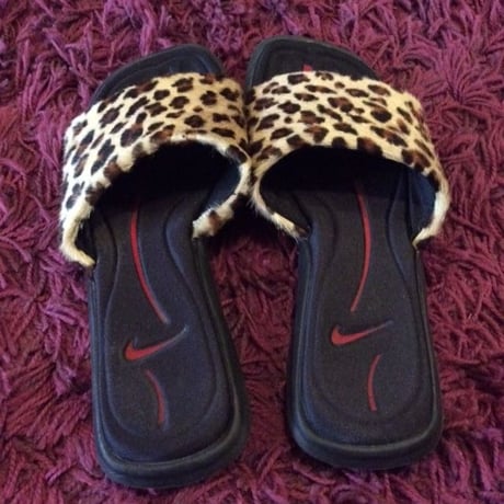[USED] NIKE レオパード ハラコ サンダル