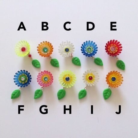 [BENICOTOY] VINTAGE お花ピアス