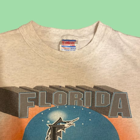 [USED] ラグランTee 🦈