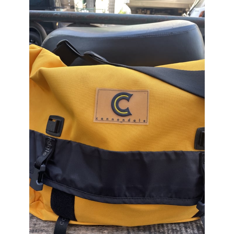 USED] YELLOW!!! メッセンジャーBAG | garden730
