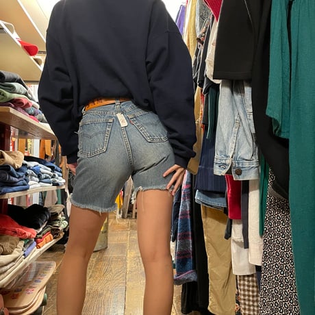 [USED] Levis 501 Cutoff Shorts
