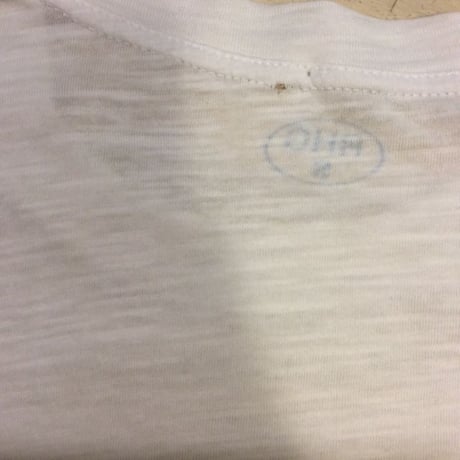 [USED] GUESS TEE