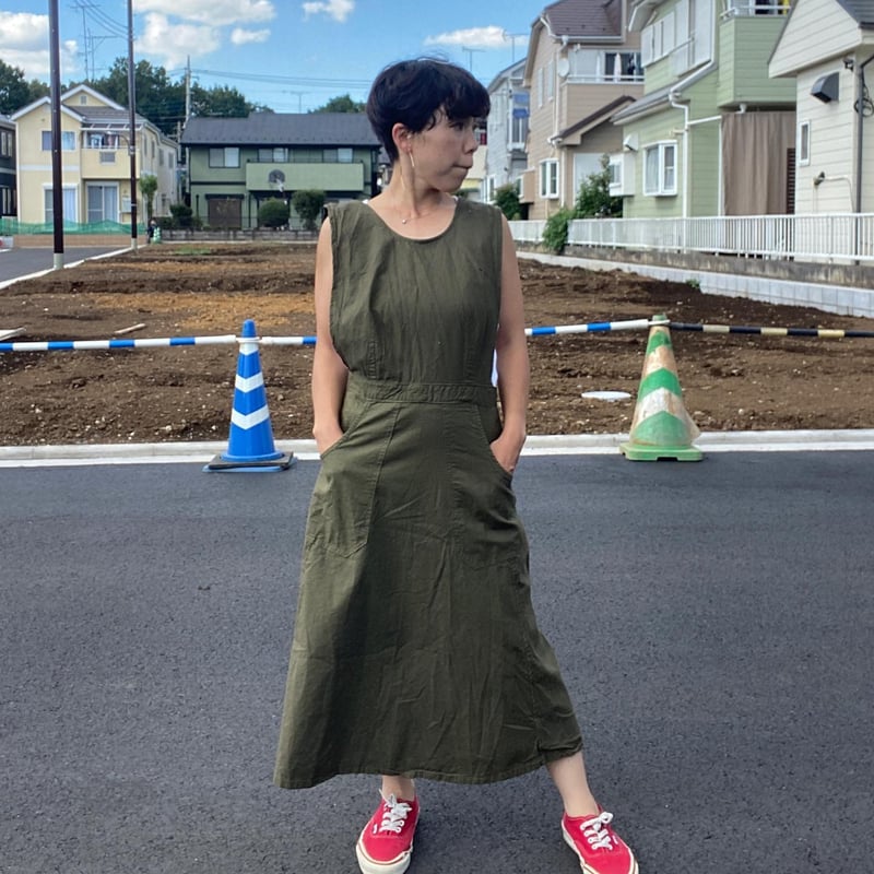 vaqutaux voyage THE GARDEN エプロンドレスサックス vaqutaux voyage THE GARDEN エプロンドレスサックス Garden