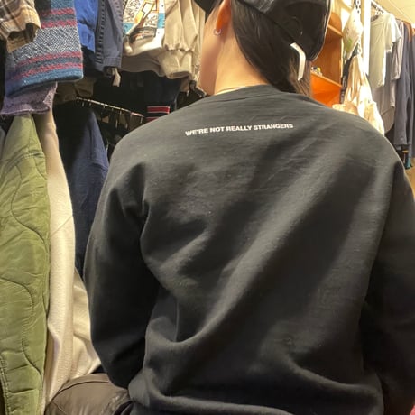 [USED]"HANG IN THERE" good message sweat 🖤