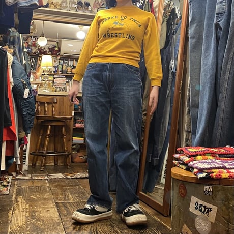 [USED] youth size 🤼 VINTAGE SWEAT
