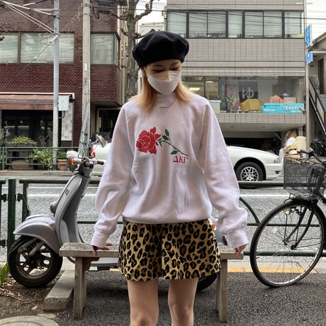 [USED] ROSE PRINT SWEAT🌹