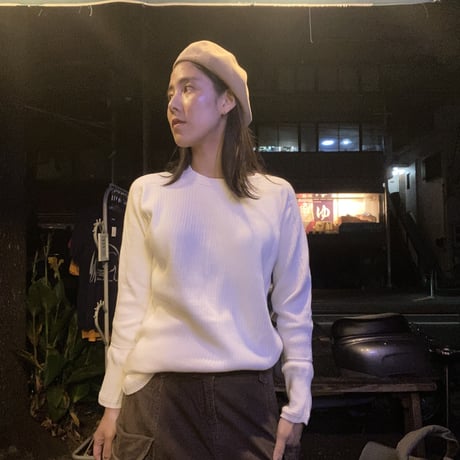 [USED] sweden vintage white Knit