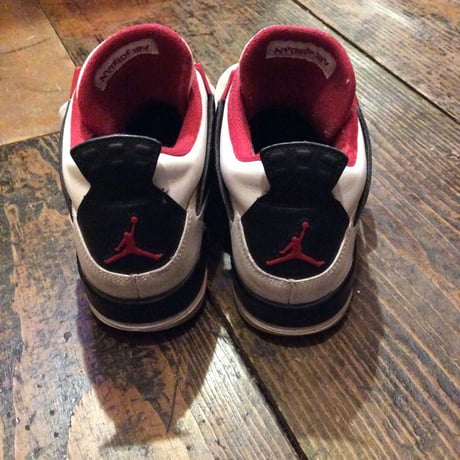 [USED] NIKE AIR JORDAN 4 retro