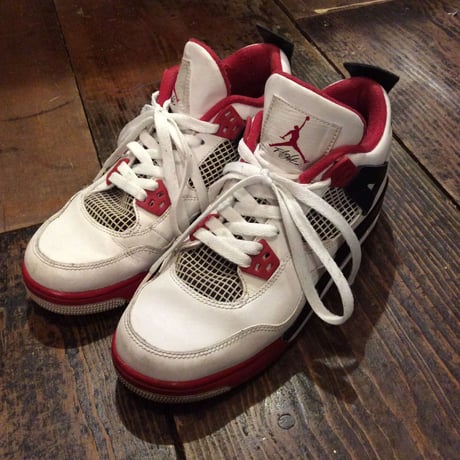 [USED] NIKE AIR JORDAN 4 retro