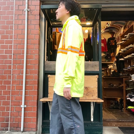 [USED] REFLECTOR HOODED LS TEE